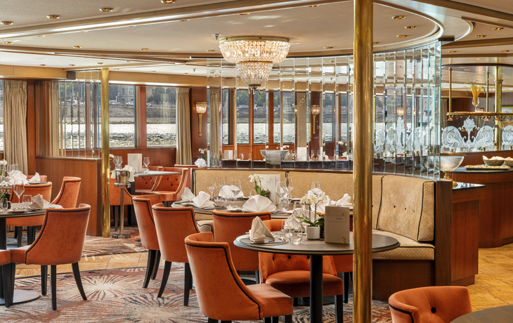 Restaurant - © 