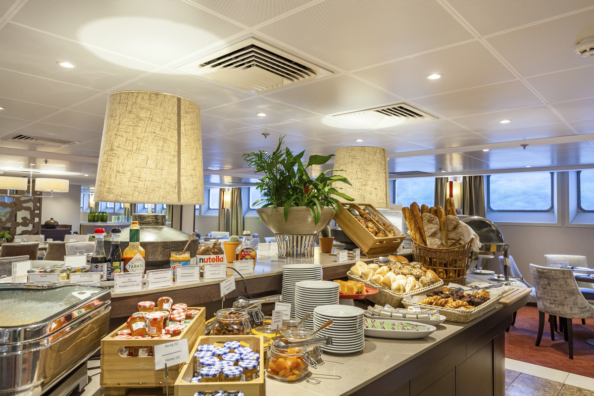 Buffet im Restaurant - © 