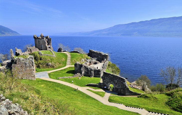 Loch Ness - ©                                                       
