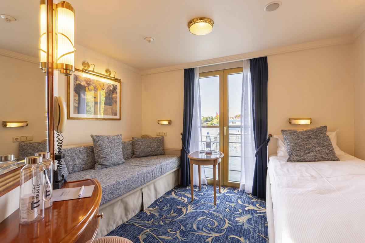 2-Bettkabine Oberdeck (ca. 12 m²) mit franz. Balkon