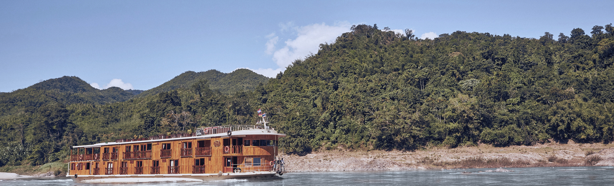 RV Mekong Pearl - © Ross Hillier