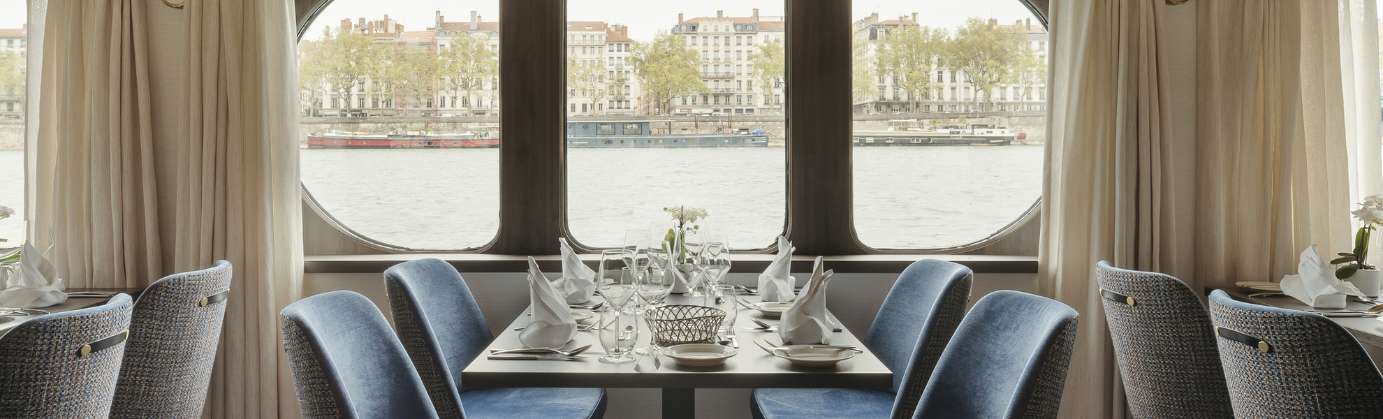 Restaurant - © Yohann Fontaine