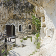 Höhlenkloster Basarbowski, Bulgarien