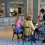 Museumscafé im Erlebniszentrum Villeroy & Boch