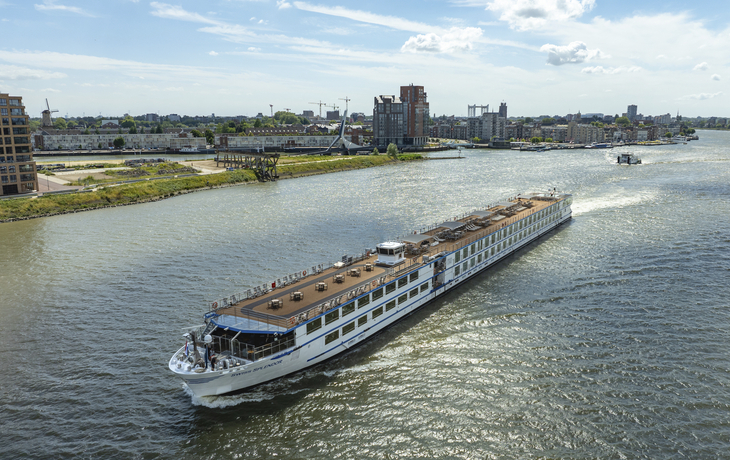 MS Swiss Splendor****+