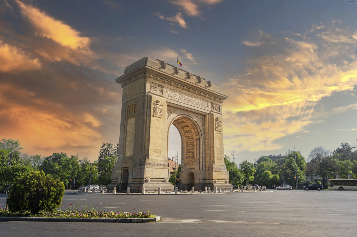 Arc de Triomphe, Bucarest - © cristianbalate - stock.adobe.com