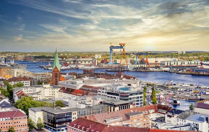 Port de Kiel - © Hans Steen-Kiel - stock.adobe.com