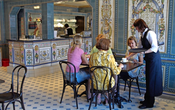 Museumscafé im Erlebniszentrum Villeroy & Boch