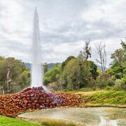 Andernach Geyser - start of eruption