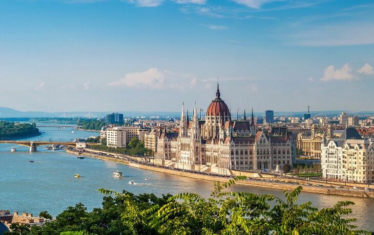 © milosk50 - Fotolia - Panorama de Budapest en Hongrie