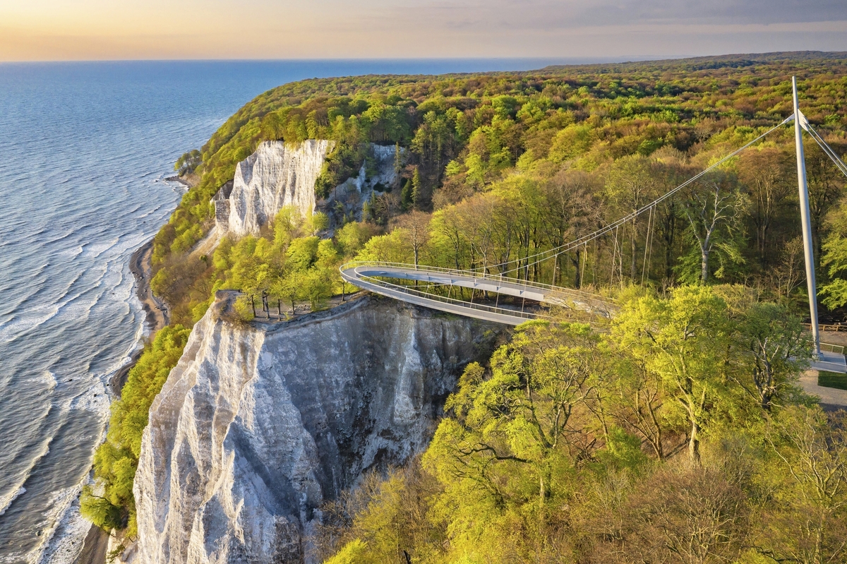 Skywalk au point du vue du Königstuhl sur l'île de Rügen - © TMV - Tim Allrich