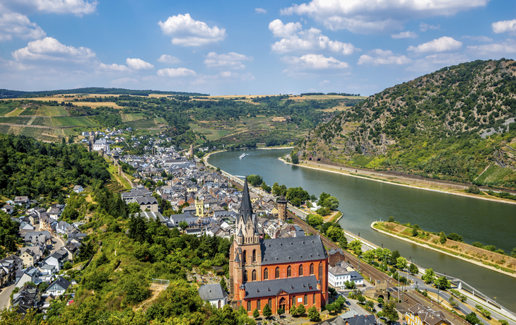 Oberwesel, Vue sur la Vallée du Rhin moyen - © Sina Ettmer - stock.adobe.com