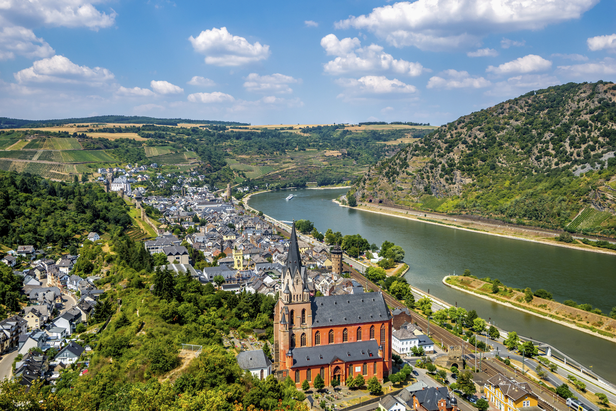Oberwesel, Vue sur la Vallée du Rhin moyen - © Sina Ettmer - stock.adobe.com