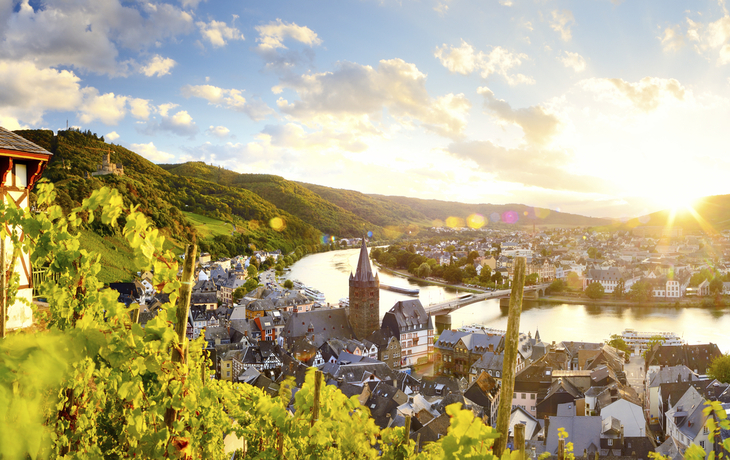 © FRANCESCO CAROVILLANO - Panorama über Bernkastel-Kues