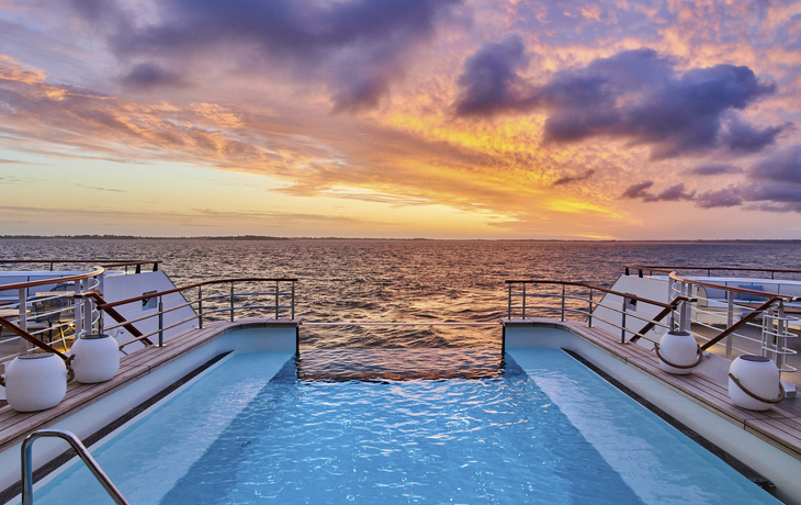 Infinity-Pool