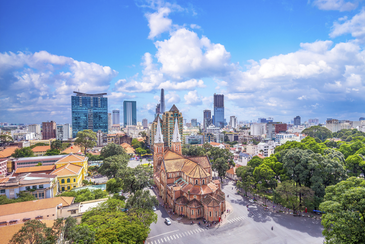 Cathédrale Notre-Dame, Saigon - © Richie Chan - stock.adobe.com